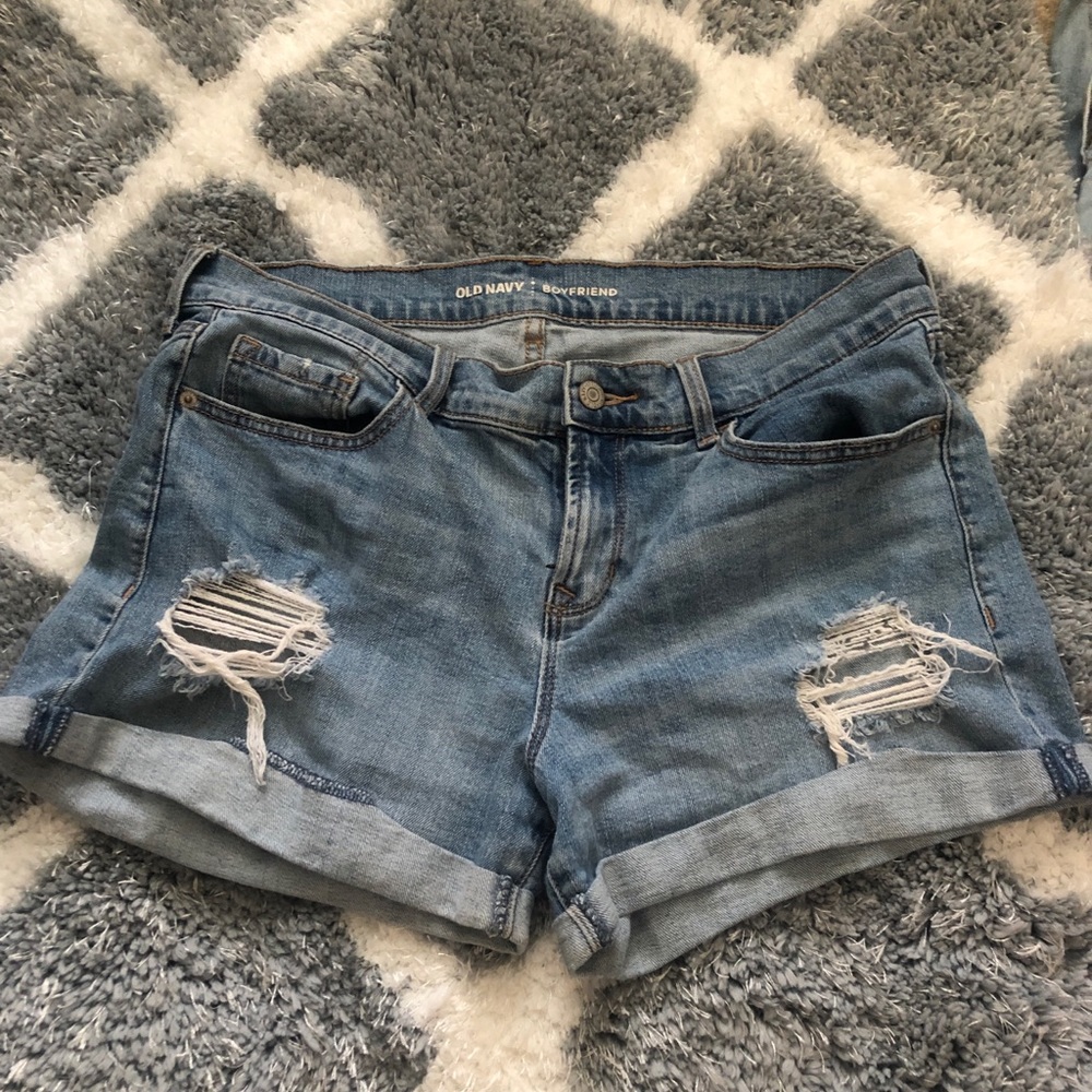 BOYFRIEND SHORTS